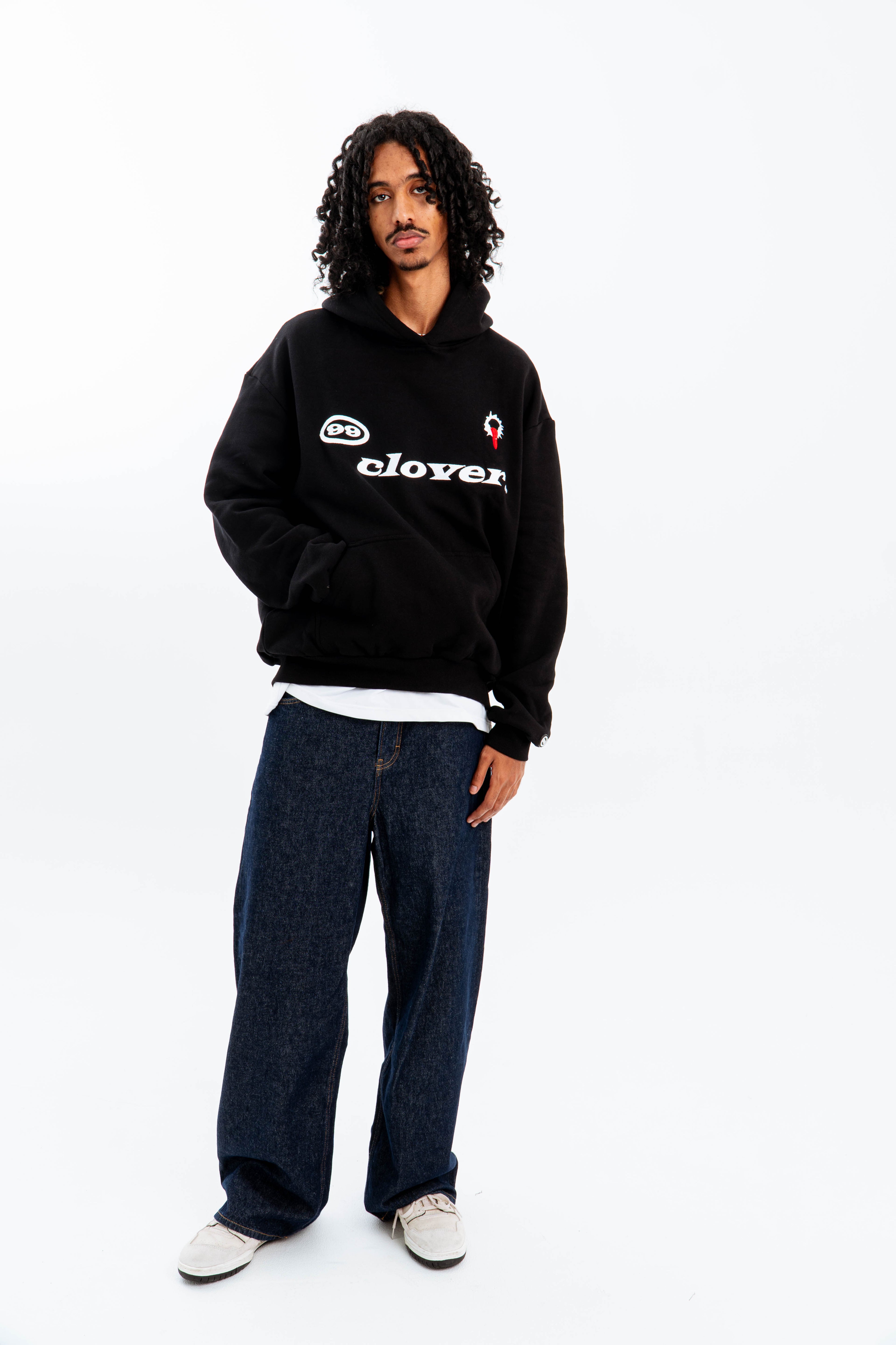 99 Clover - "FEELING LUCKY" OVERSIZED HOODIE BLACK