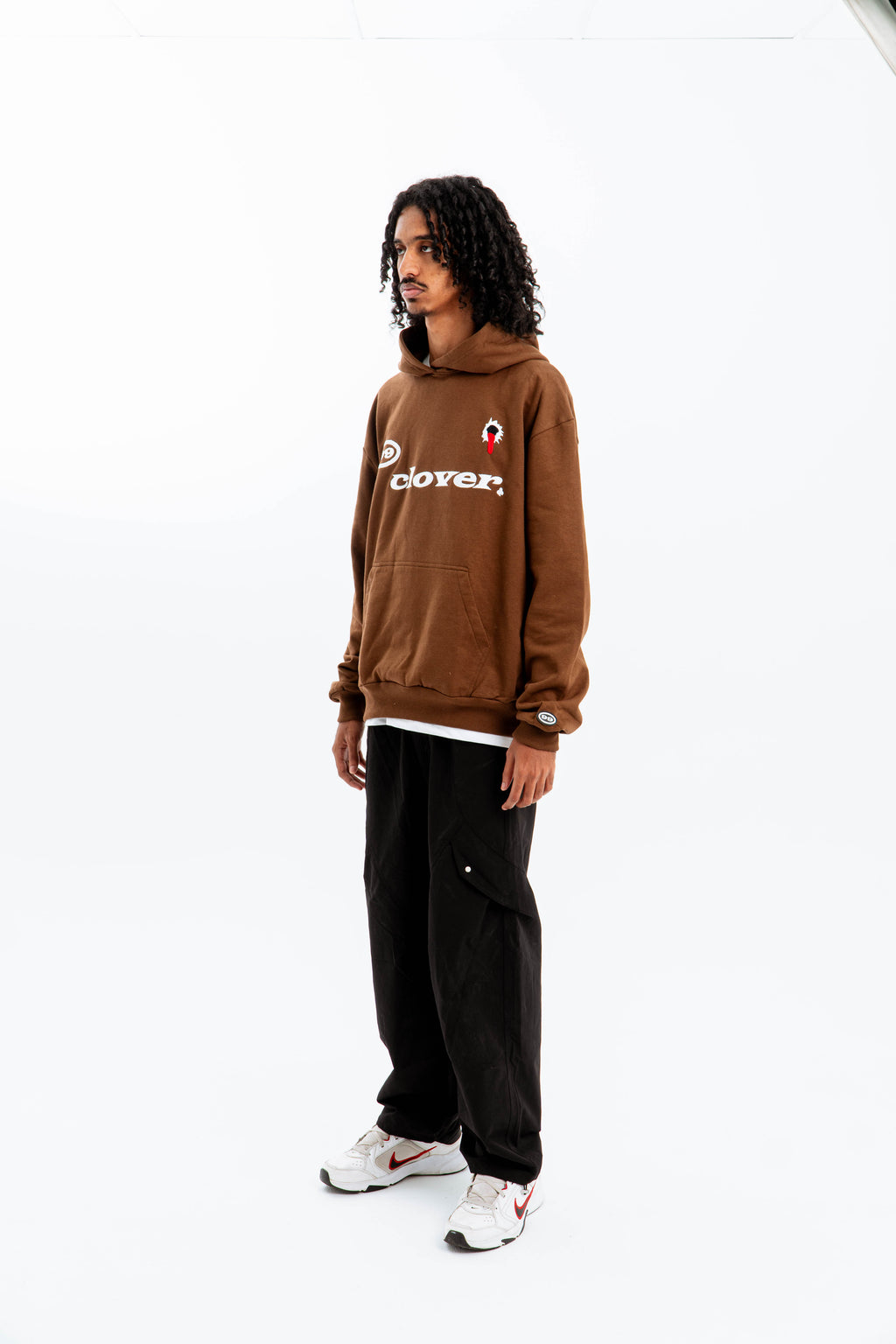 99 Clover - "FEELING LUCKY" OVERSIZED HOODIE BROWN