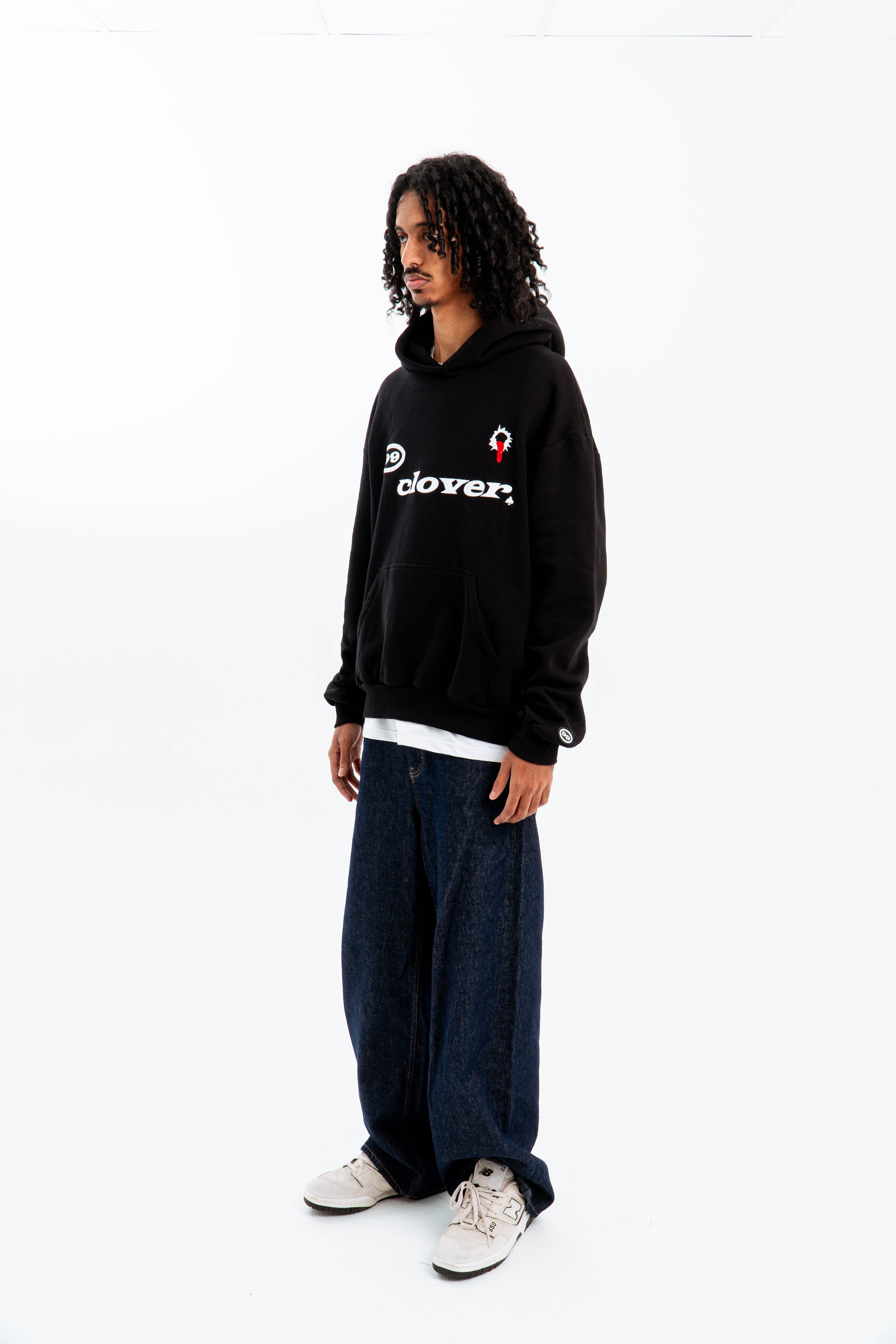 99 Clover - "FEELING LUCKY" OVERSIZED HOODIE BLACK