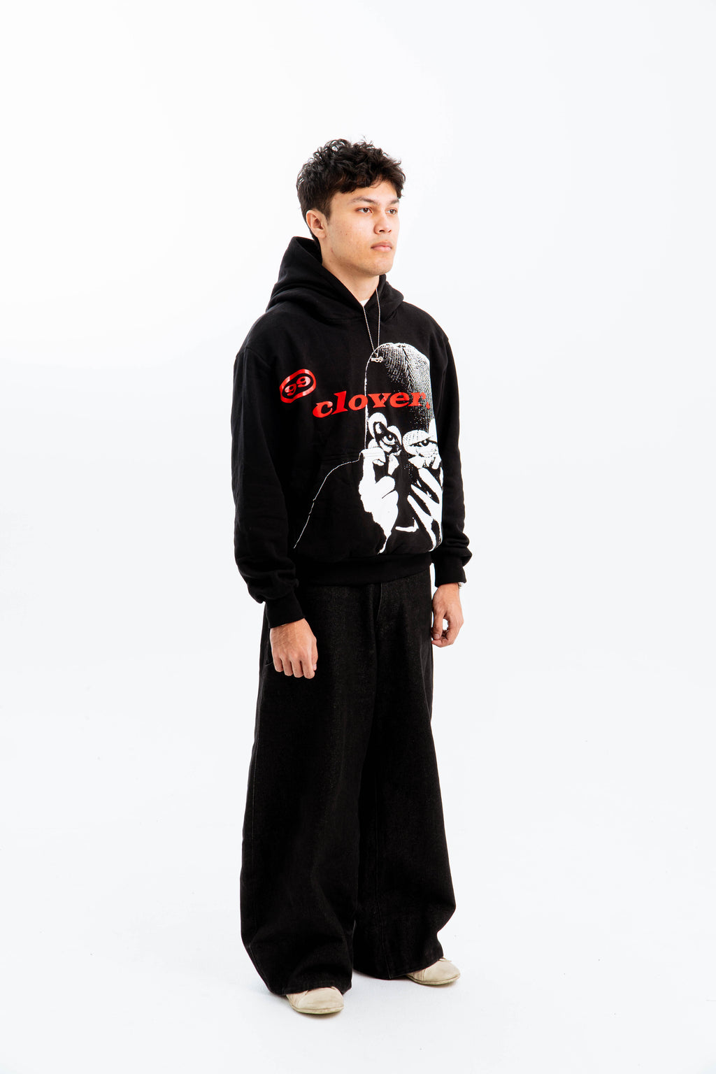 99 Clover - "CLOVER VISION" OVERSIZED HOODIE BLACK/RED