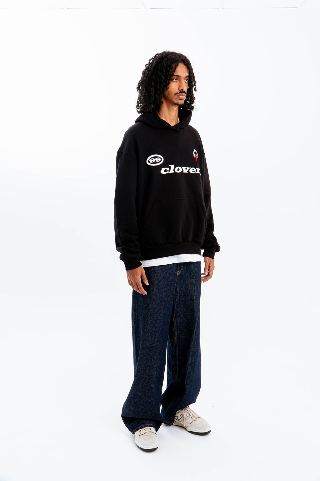 99 Clover - "FEELING LUCKY" OVERSIZED HOODIE BLACK